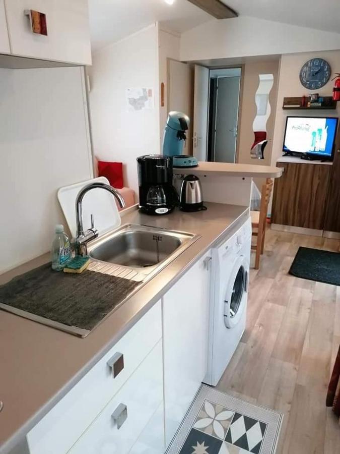 Mobile Home Au Camping Les Charmettes Les Mathes Bagian luar foto